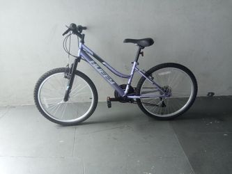 BICYCLE HUFFY 18 SPEED SIZE 24 BRAND NEW