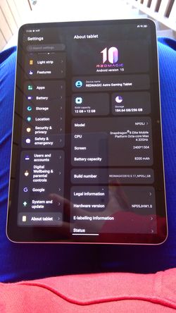 REDMAGIC Astra Gaming Tablet (12GB RAM, 256GB) – Snapdragon 8 Elite