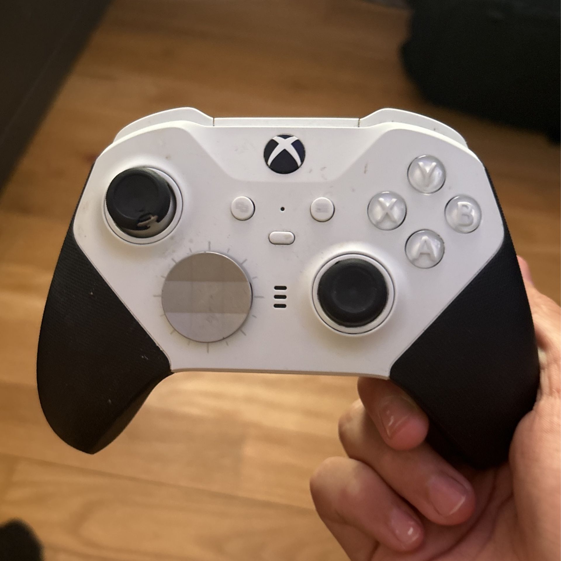 Xbox Controller One Piece Of Rubber Missing