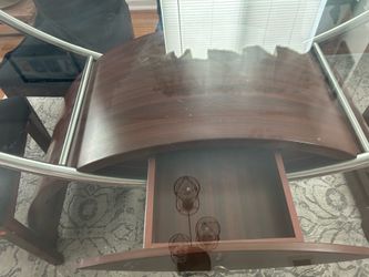 Glass dinning table for 6