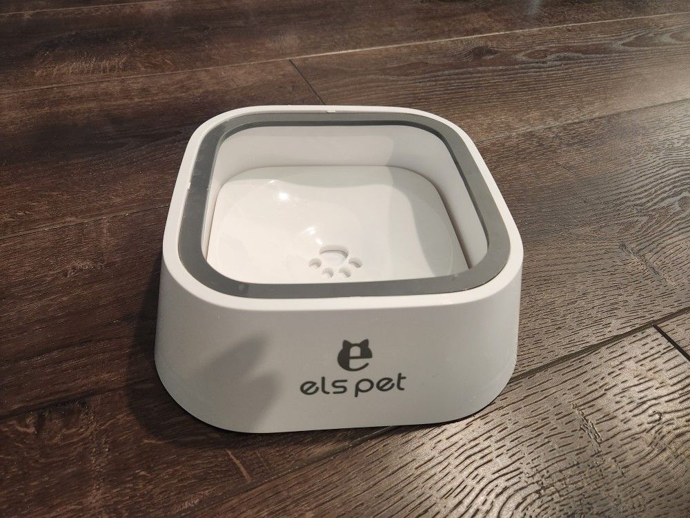 ELS PET Dog Bowl No Spill Pet Water Bowl No Drip Slow Water Feeder Cat Bowl, good condition