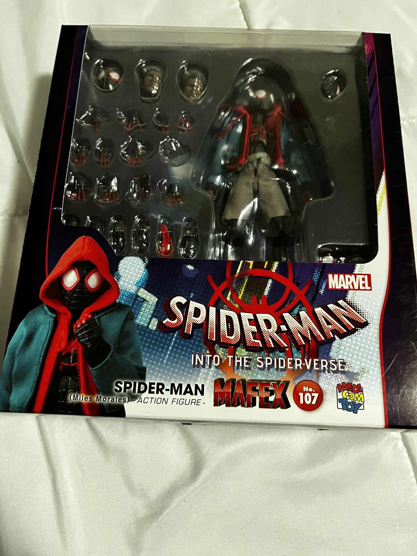 MAFEX Spider-man INTO THE SPIDERVERSE Miles Morales 
