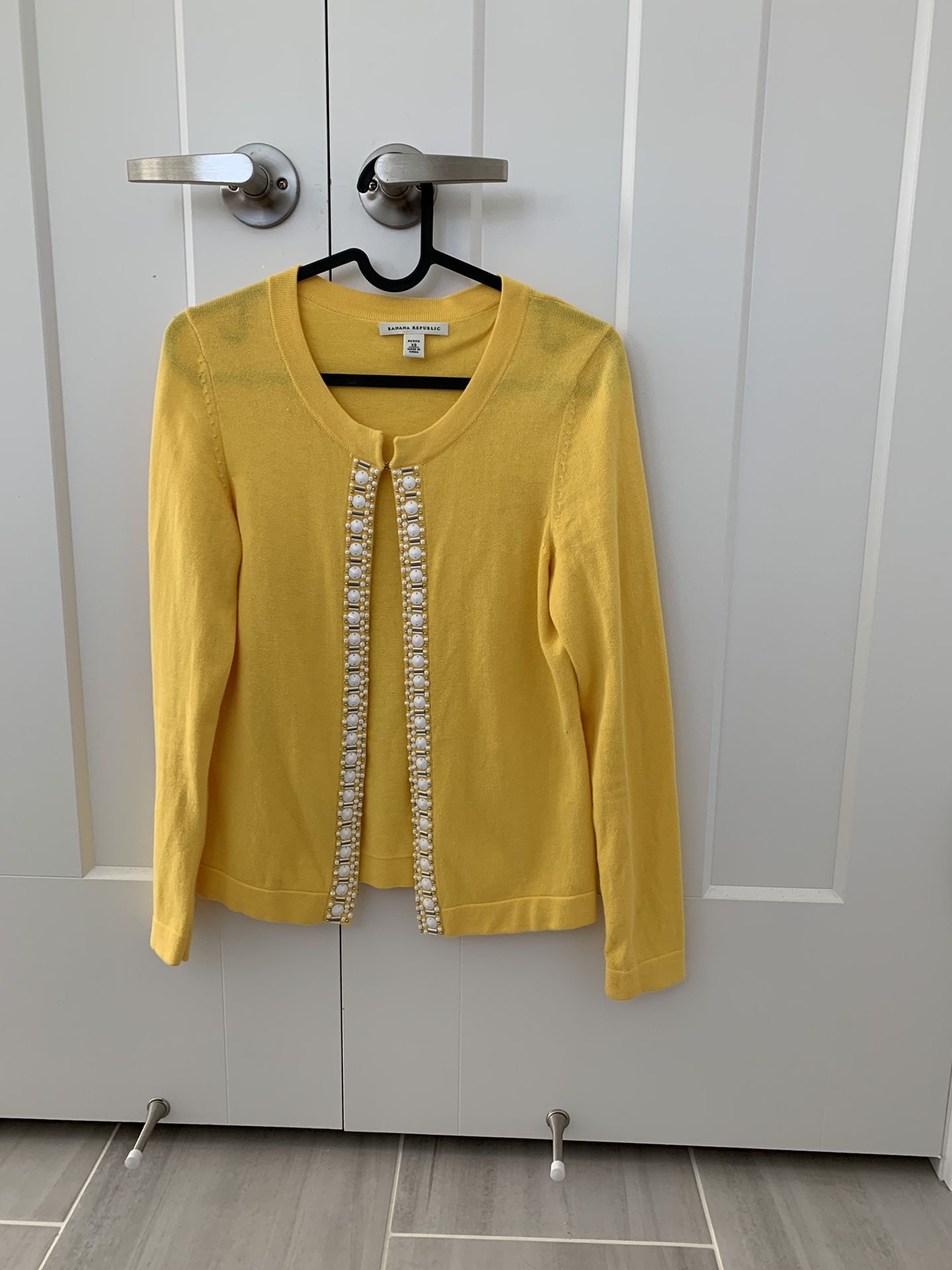 Banana Republic women’s cardigan/sweeter.