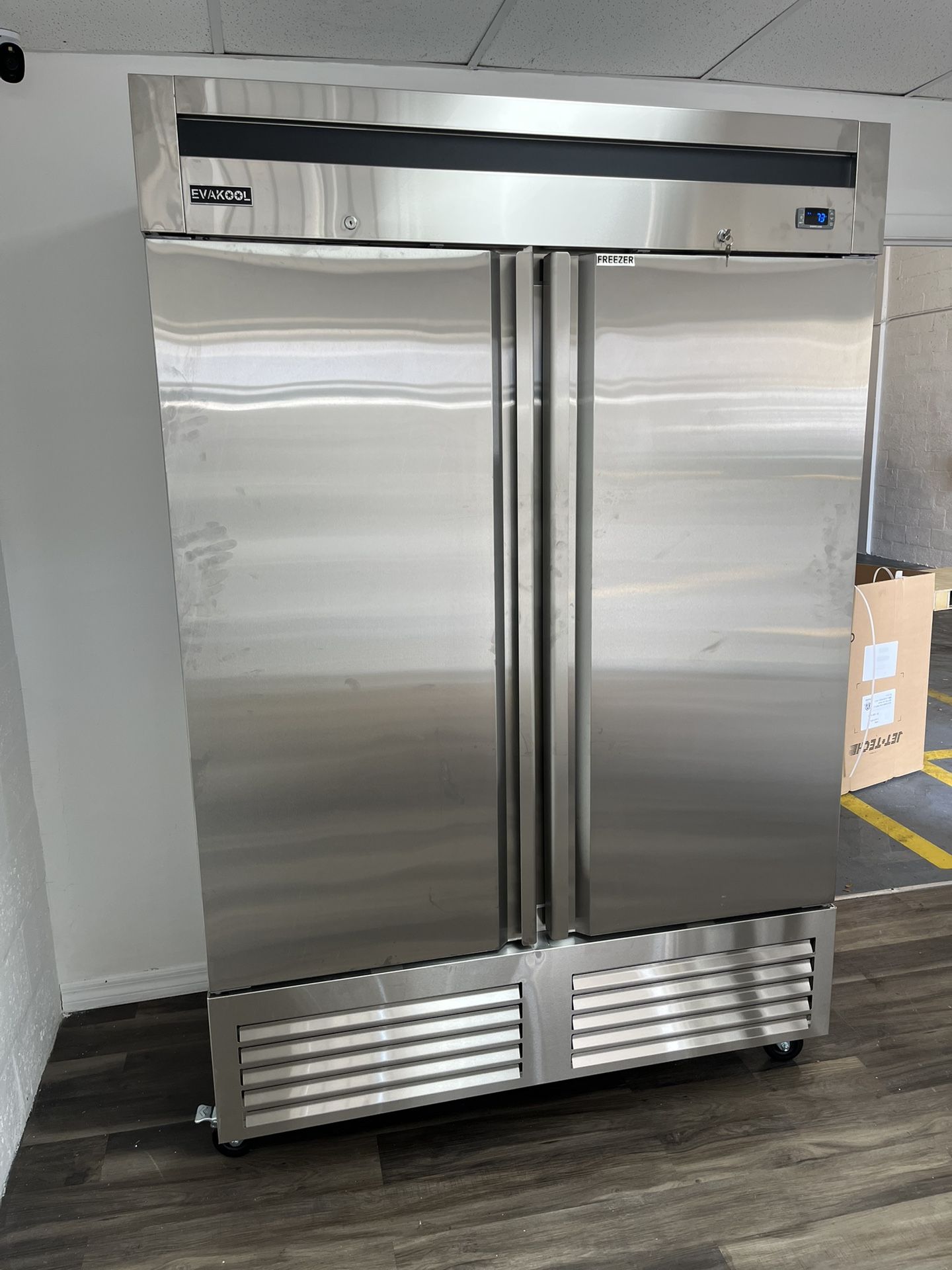 New Two Door Commercial Refrigerator
