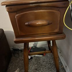Wood End Table With Drawer 