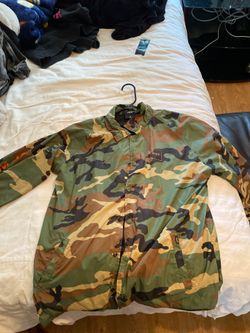 Camo HUF Worldwide Windbreaker