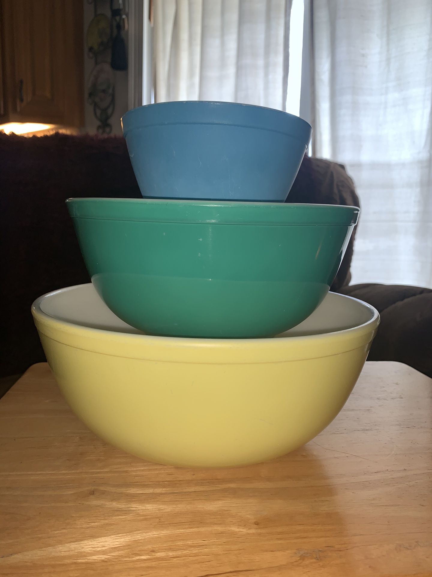 Pyrex primary colors vintage mixing bowls