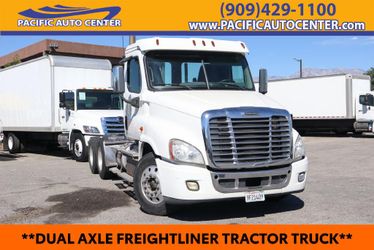 2015 Freightliner Cascadia