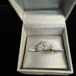 14KT White Gold Diamond Engagement Ring