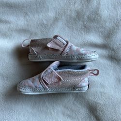 Infant vans