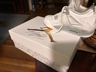 Jordan’s great condition women’s size 7 or 7 1/2