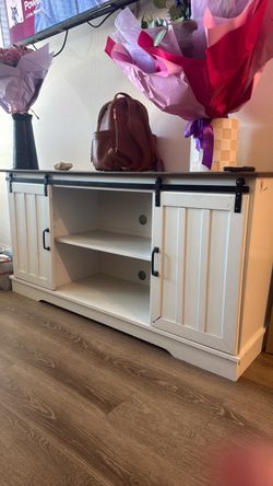 Farmhouse entertainment unit