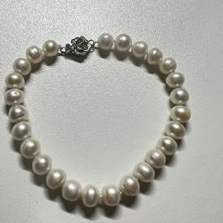 Bracelet   Vintage Pearl Bracelet Marked 14/20 L