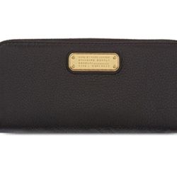 Marc Jacobs New Q Slim Zip Around Wallet