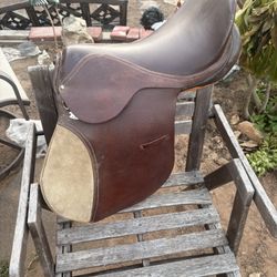 English Saddle