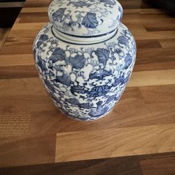 Blue Oriental Vase 7” Tall