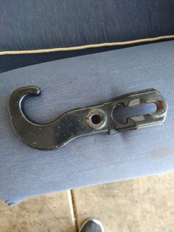 $25 Nissan Tow Hook