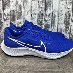 Men’s Size 10.5 - NIKE AIR ZOOM PEGASUS 38 TB GAME ROYAL BLUE CZ1893-403