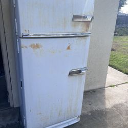 General Electric Refrigerator 