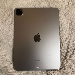 iPad Pro 11 Inch Perfect Condition But Power Button Broke