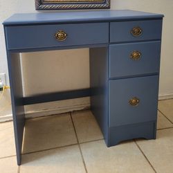 Desk/Vanity/Small Dresser 