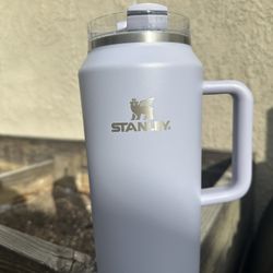 Stanley 64oz