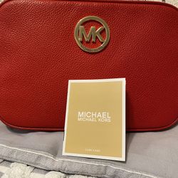 MICHAEL KORS BRAND NEW BAG