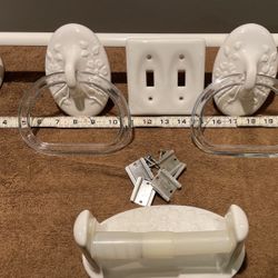 Bathroom Wall Fixtures