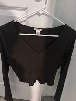 Green long sleeve top