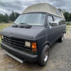 1989 Dodge Ram Wagon