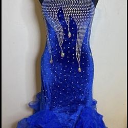 GORGEOUS SPECIAL OCCASION DRESS-Small