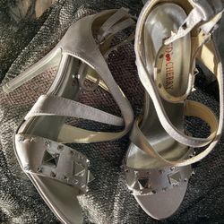 Women’s High Heels 