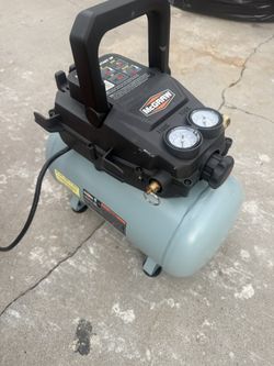 Air compressor