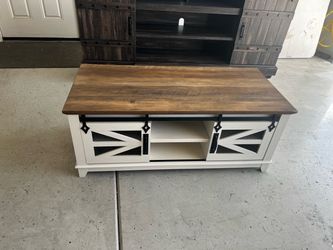 Tv console