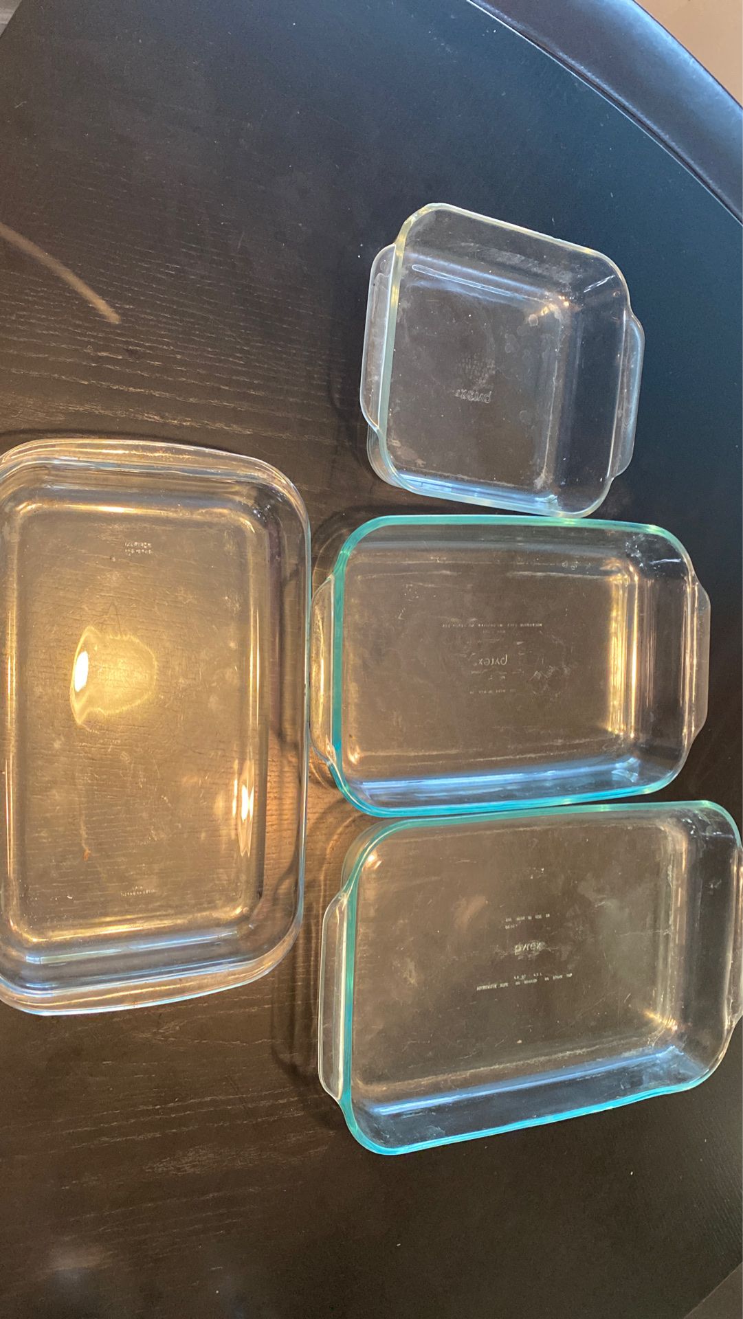 4 Glass Pyrex Baking Dishes