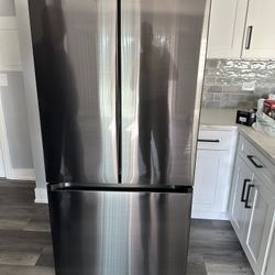Samsung Refrigerator Black Stainless Steel 