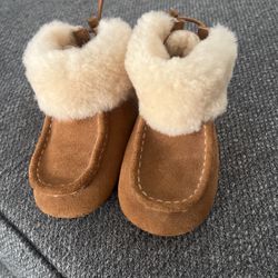 Baby Shoes 