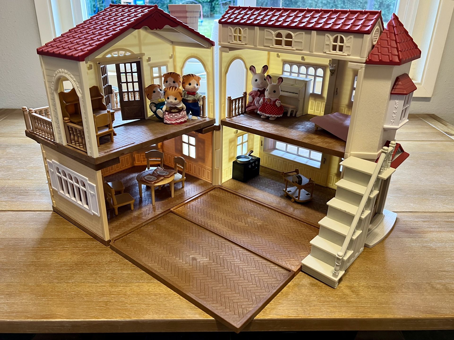 Calico Critters Country Cottage