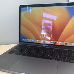 13” MacBook Pro Touchbar i5