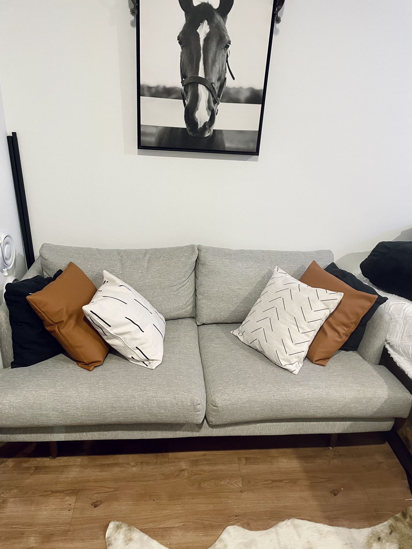 Article Sofa