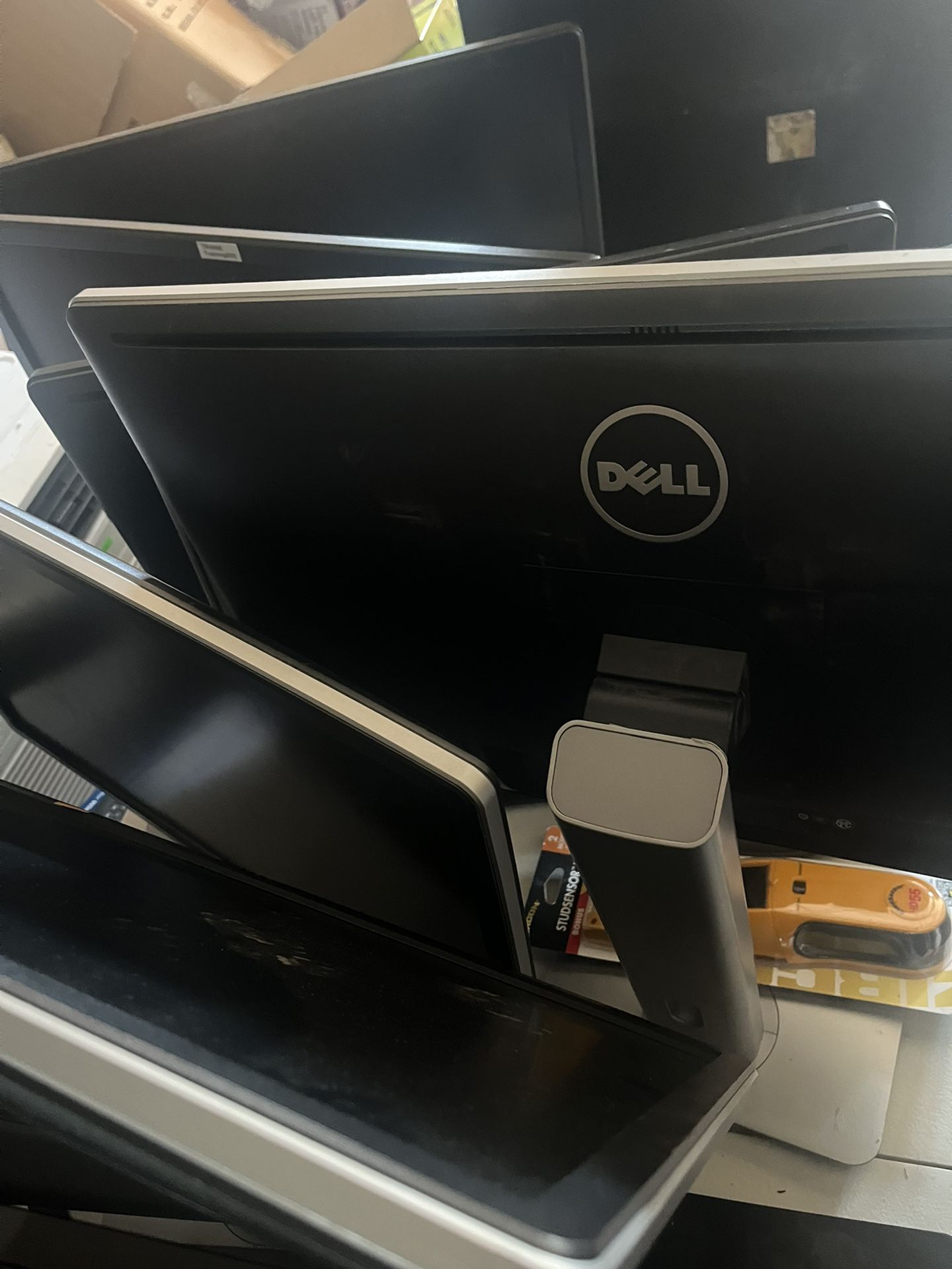 (10) Dell Monitors