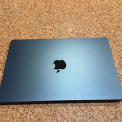 Macbook Air M2 Chip 2022