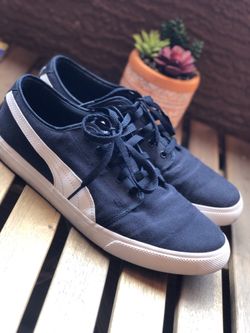 Pumas/size 11 mens
