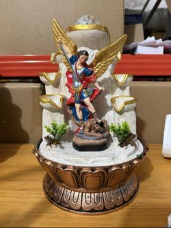 Fuente San Miguel Arcángel Blanca – Mayoreo $19