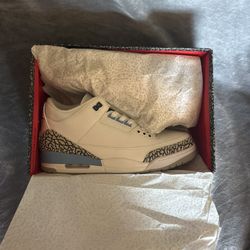 Air Jordan 3 Retro UNC  Size 12