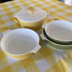 Vintage Corningware  4 Beautiful Pieces