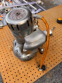 Clarke American B-2 Speed Edger