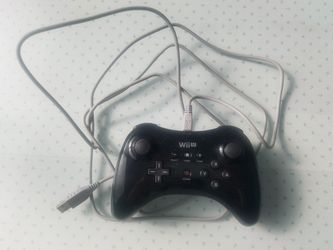 Nintendo Wii U Pro Controller With Charging Cable