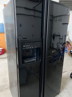 GE Refrigerator