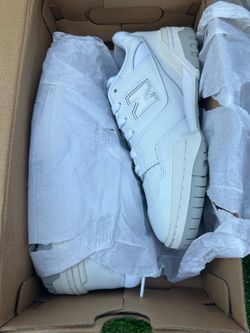 New Balance 550 White Sneakers big kids size 6